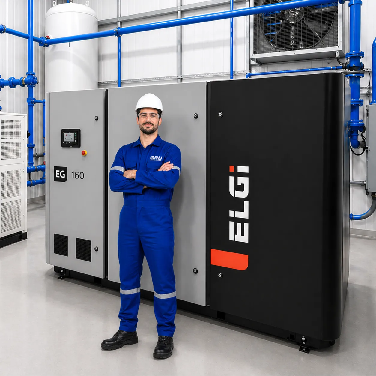 Compressor da linha EG instalado em uma sala de máquinas industrial limpa e estruturada